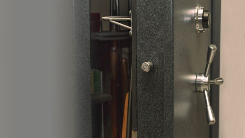 gun-safe-slide